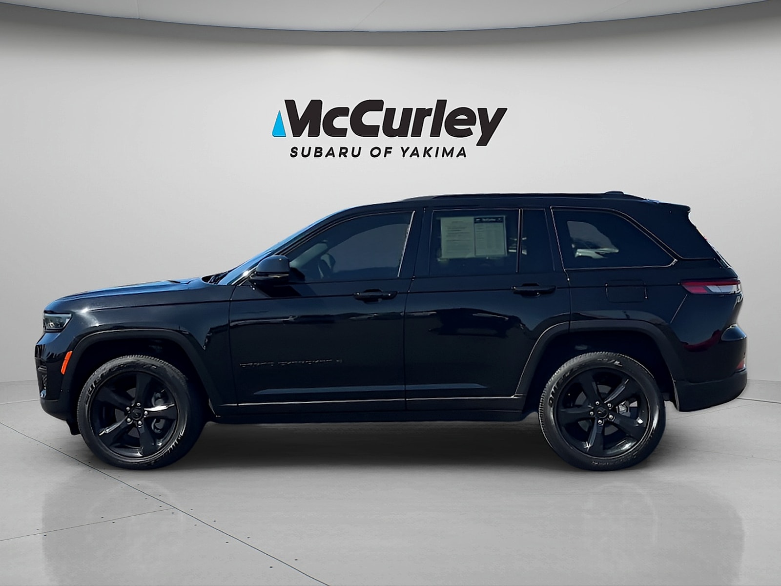 jeep grand cherokee 2024 1C4RJHAG2RC231430 image jeep grand cherokee 2024 1C4RJHAG2RC231430 image